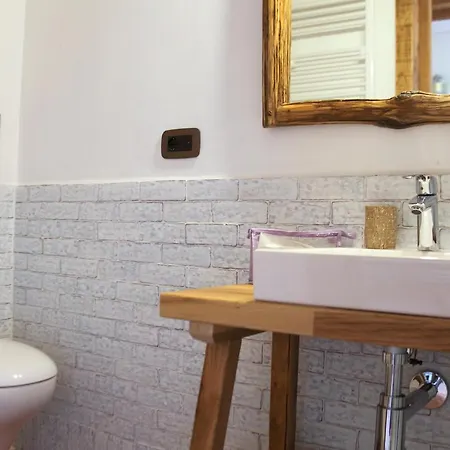 Montefabbrello Feriegård *