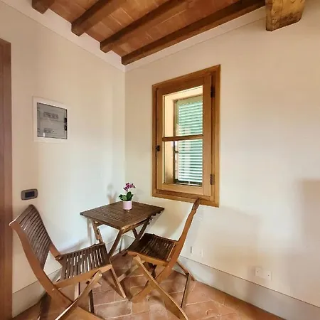 Montefabbrello Feriegård Magazzini (Tuscany)